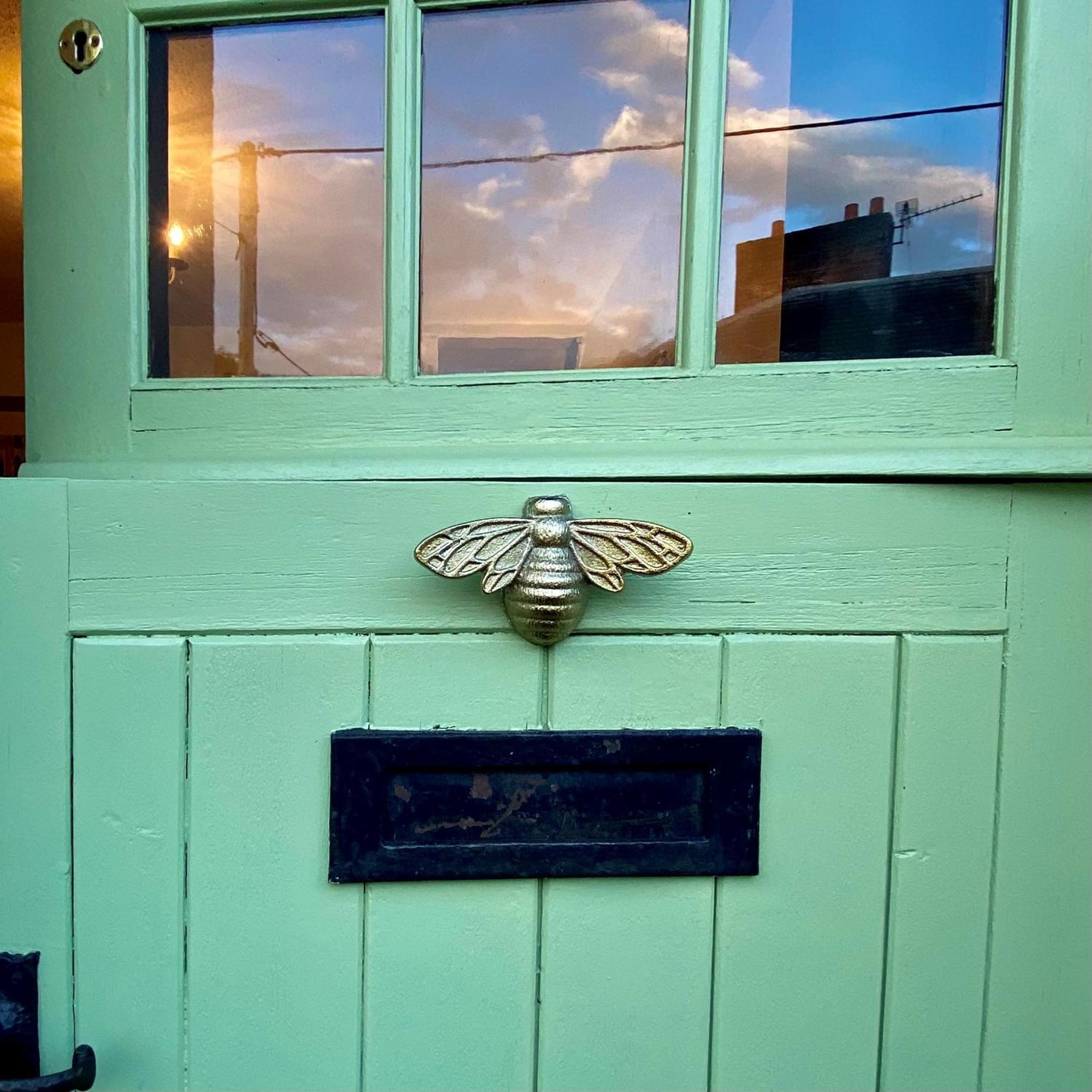 Bumblebee Cottage - Cosy Cottage In Area Of Outstanding Natural Beauty 헤멜헴스테드 외부 사진